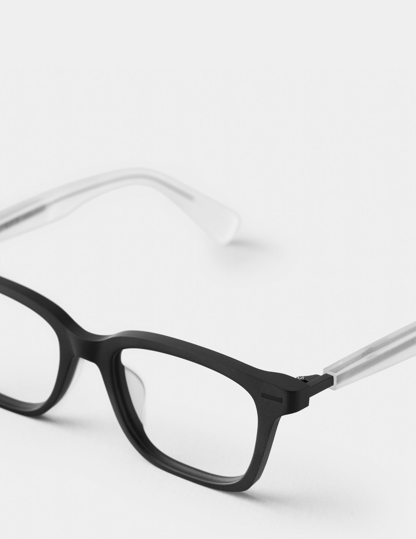 Matte-Black-Black-4