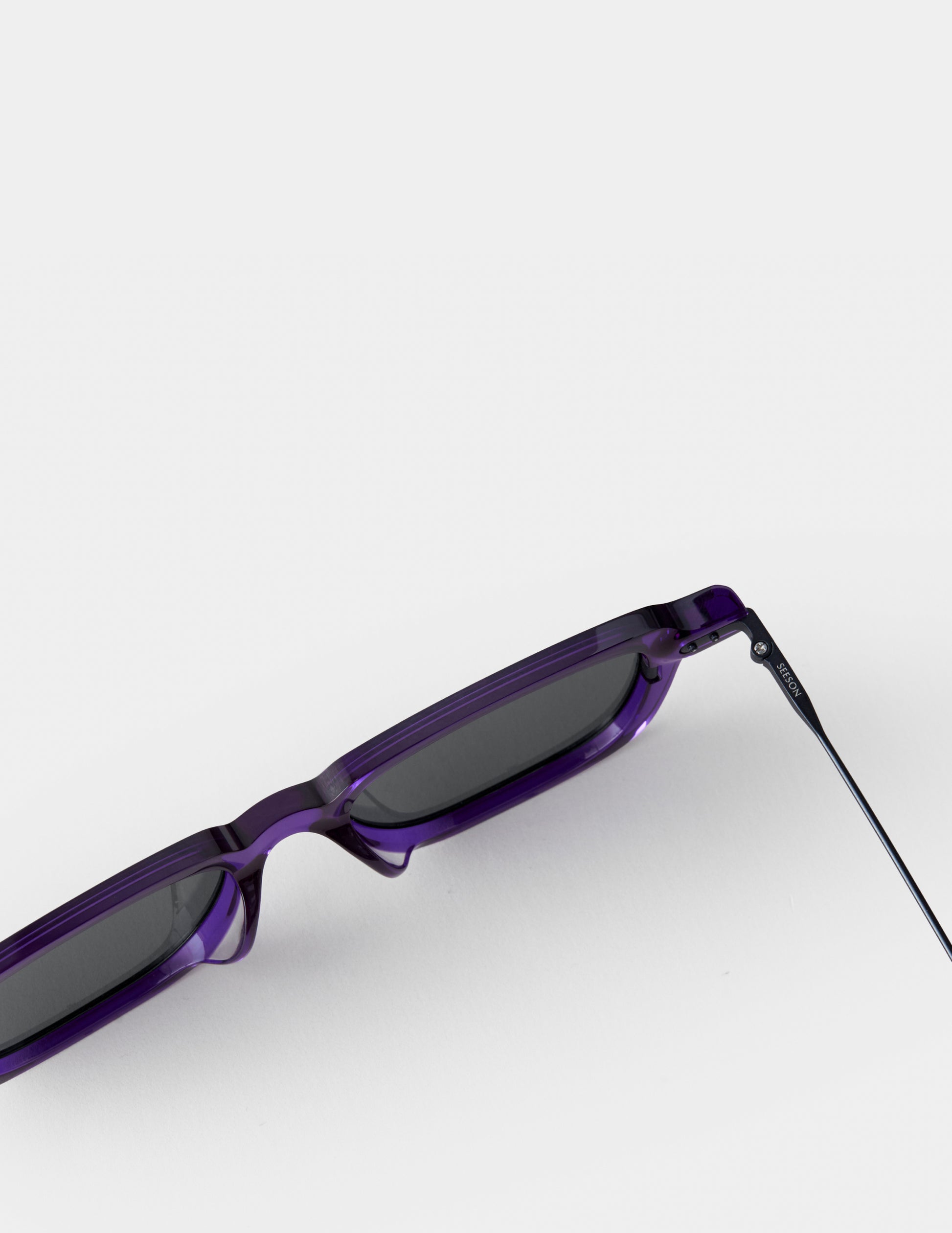 Purple-Mirror-Iron-3