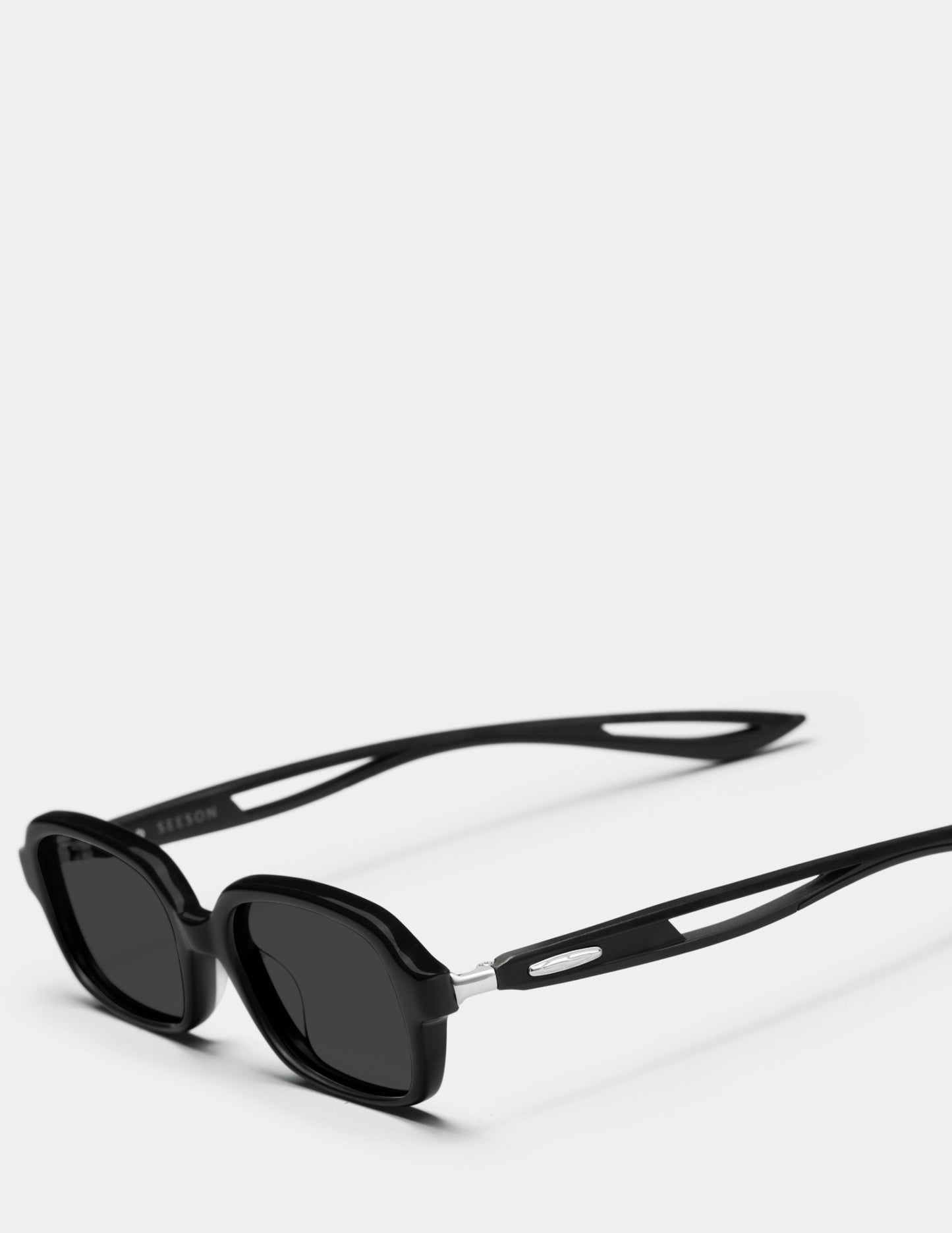 Black-Black-4