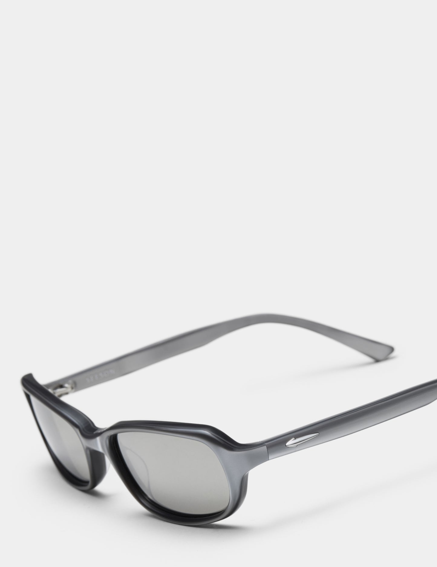 Metallic-Silver-Mirror-Silver-4