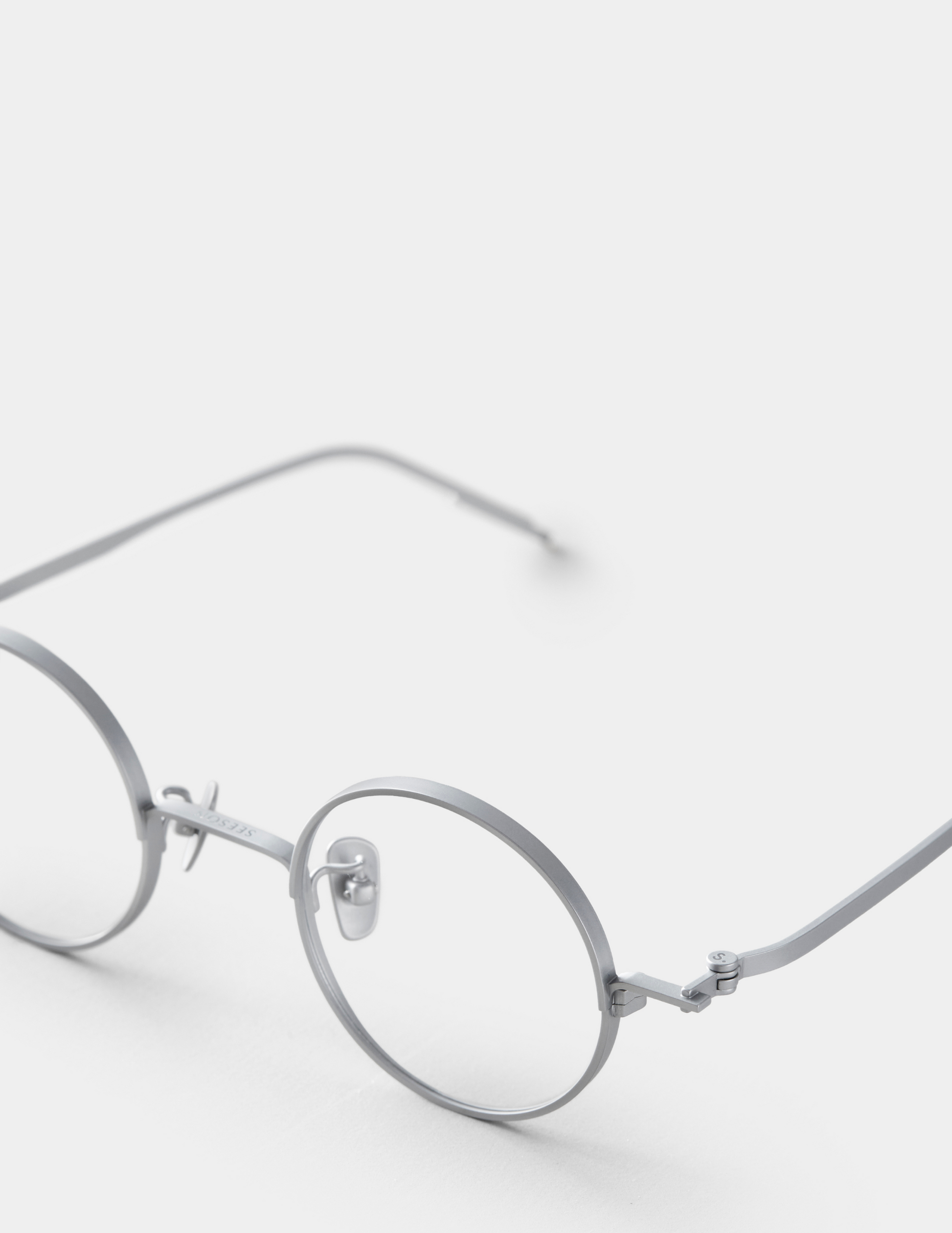 Matte-Silver-4