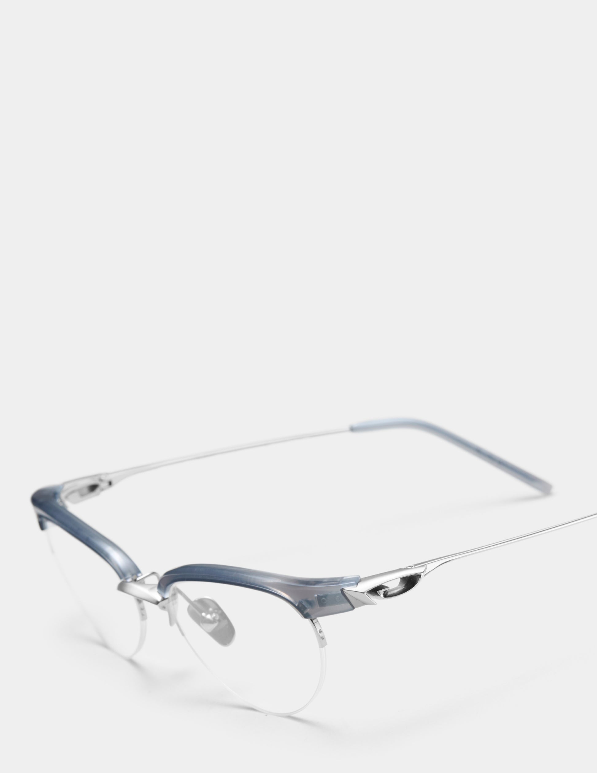 Metallic-Silver-4