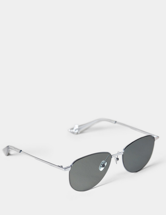 Silver-Black-1
