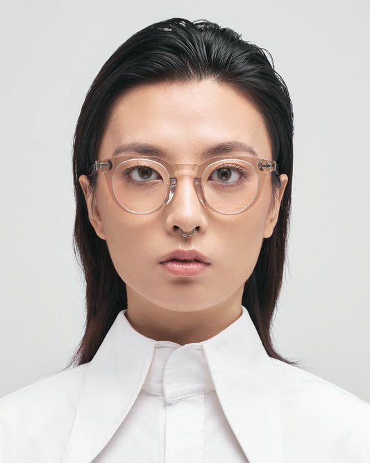 TRANSPARENT BEIGE
