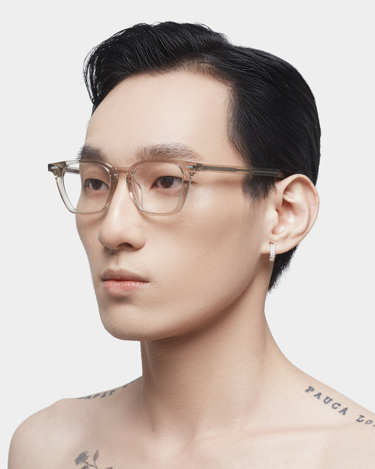 TRANSPARENT BEIGE